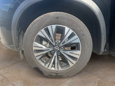 Used 2023 Nissan Rogue SV AWD/4WD image 14