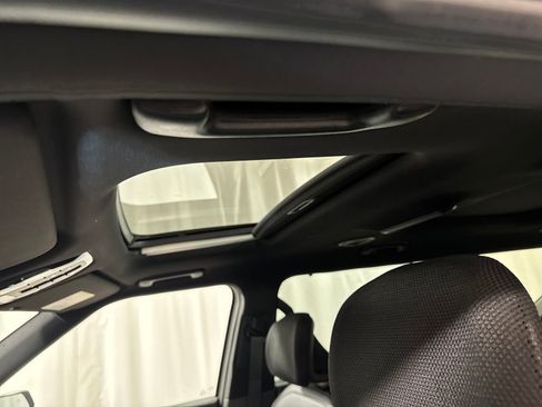 New 2026 Kia EV9 Land w/ Nightfall Edition Package AWD/4WD image 30