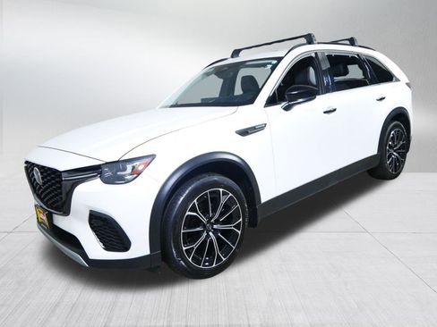 Used 2025 MAZDA CX-70 Plug-In Hybrid w/ Premium Pkg image 3