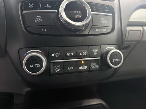 Used 2018 Acura RDX AWD w/ Advance Package image 27