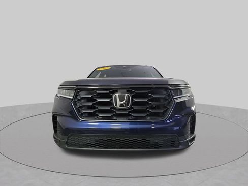 Used 2025 Honda Pilot Sport image 45