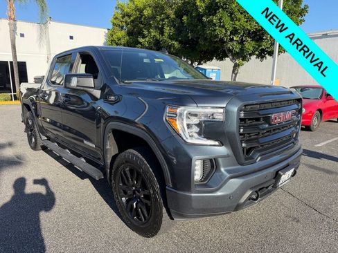 Used 2022 GMC Sierra 1500 Elevation w/ Driver Alert Package I AWD/4WD image 2