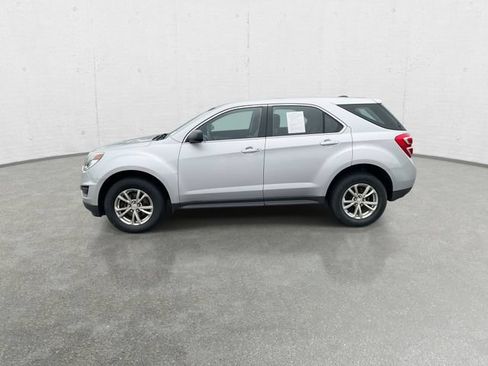 Used 2017 Chevrolet Equinox LS AWD/4WD image 6