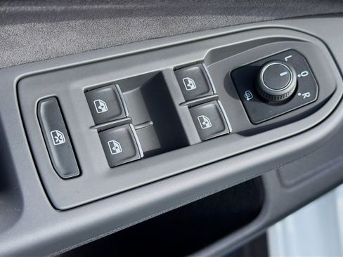 Used 2023 Volkswagen GTI 40th Anniversary Edition image 21