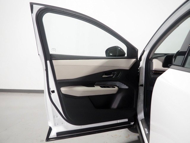Used 2024 Nissan Ariya Evolve+ AWD/4WD image 61