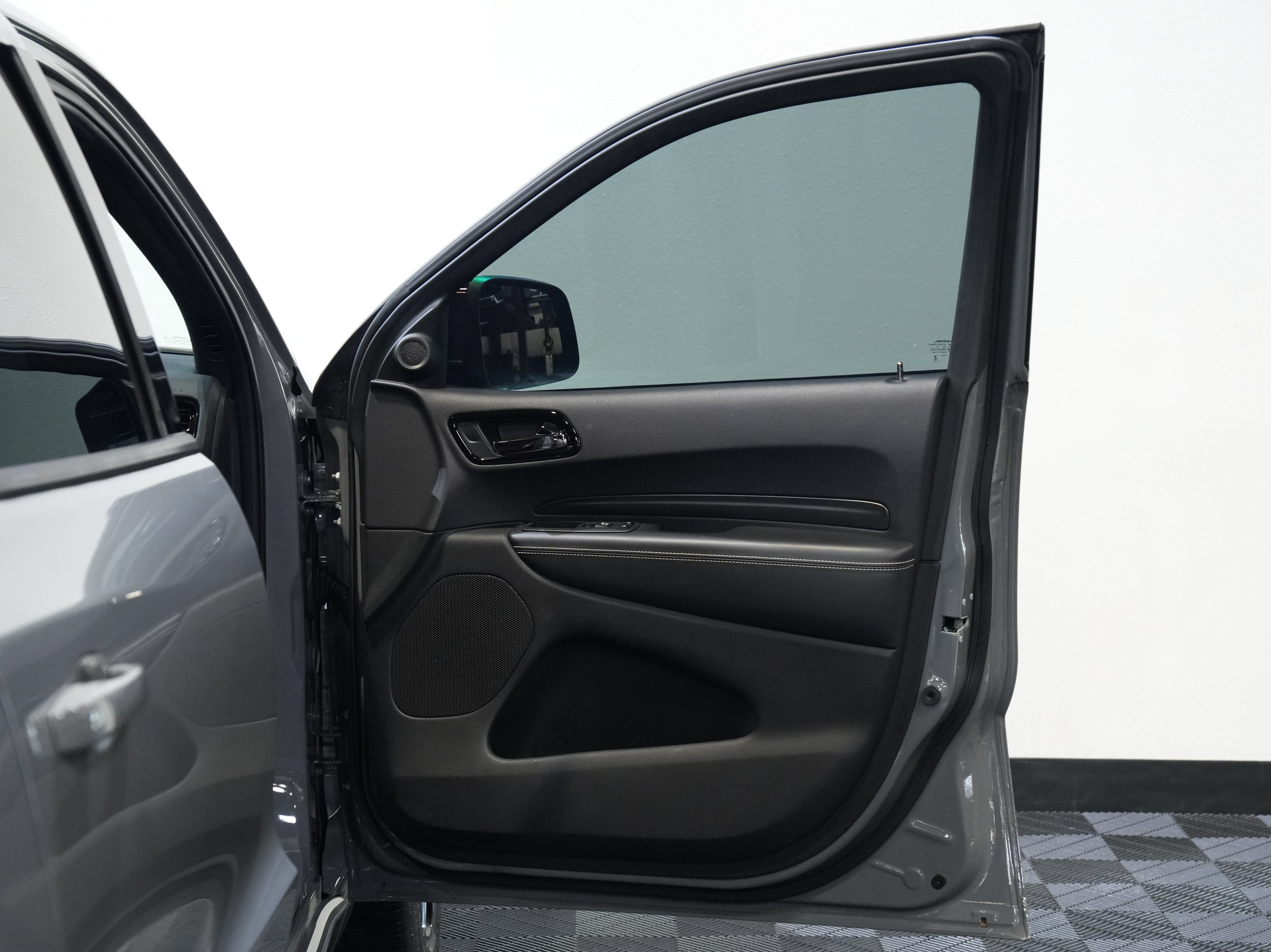 Used 2023 Dodge Durango SRT AWD/4WD image 24