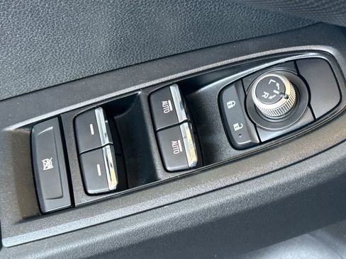 Certified 2025 Subaru Crosstrek 2.5i Limited AWD/4WD image 13
