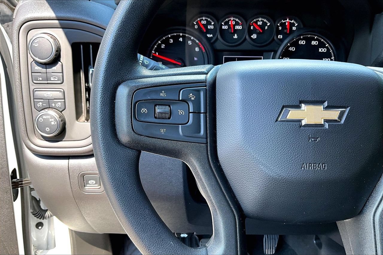 Used 2025 Chevrolet Silverado 1500 Custom AWD/4WD image 10