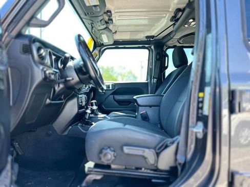 Used 2022 Jeep Wrangler Unlimited Sport AWD/4WD image 11