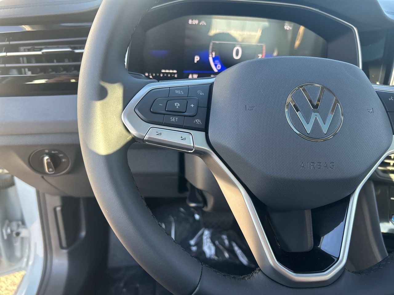 New 2026 Volkswagen Jetta SE FWD image 20