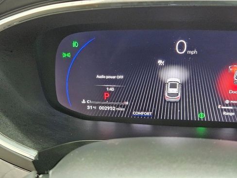 Used 2025 Acura MDX w/ Advance Package image 17