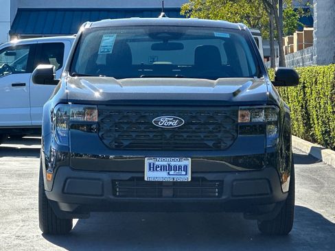 New 2025 Ford Maverick XL image 9