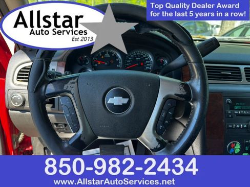 Used 2012 Chevrolet Suburban LT w/ Texas Edition RWD image 30