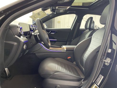 New 2025 Mercedes-Benz C 300 4MATIC Sedan image 4
