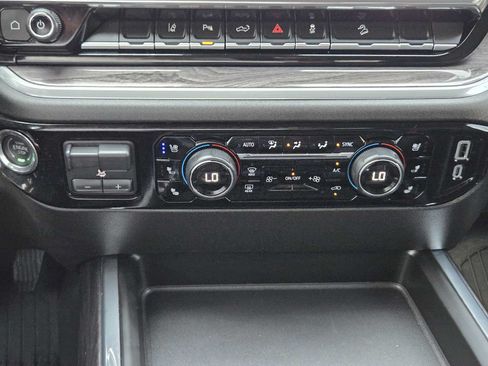 Certified 2025 Chevrolet Silverado 2500 LTZ w/ Trail Boss Package AWD/4WD image 20