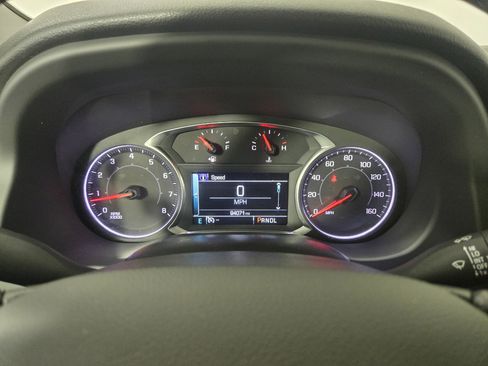 Certified 2019 GMC Acadia SLT w/ Black Edition FWD image 18