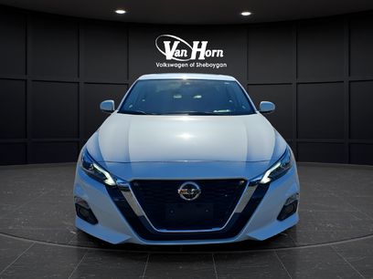 Used 2020 Nissan Altima 2.5 SV