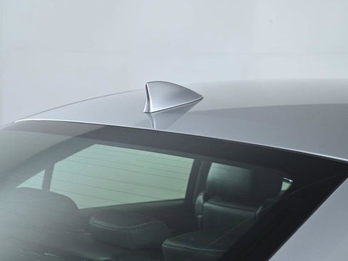 Used 2019 Lexus IS 300 F Sport w/ F Sport Package image 10