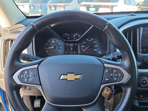 Used 2021 Chevrolet Colorado LT image 19