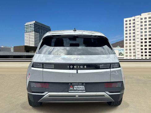 Used 2024 Hyundai Ioniq 5 SEL RWD image 4