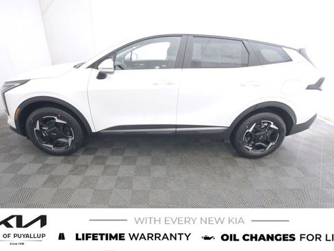 New 2026 Kia Sportage EX image 8