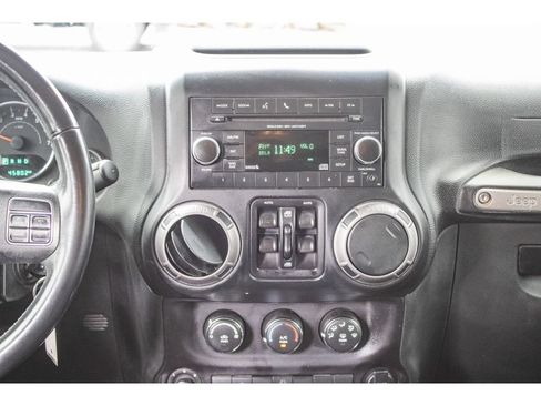 Used 2018 Jeep Wrangler Unlimited Sport S AWD/4WD image 23