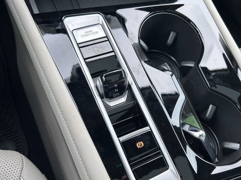 New 2026 Volkswagen Atlas SEL Premium R-Line AWD/4WD image 16