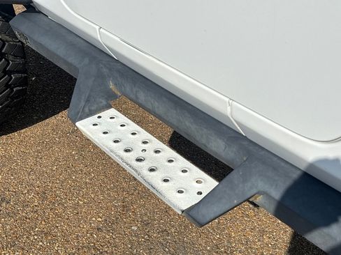 Used 2022 Jeep Gladiator Overland w/ Popular Equipment Package image 28