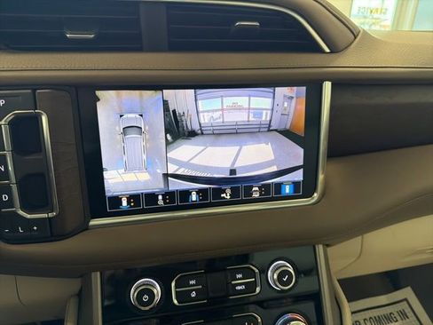Used 2021 GMC Yukon Denali w/ Denali Ultimate Package image 4