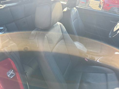 Used 2011 BMW 128i Convertible image 12