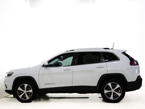 Used 2020 Jeep Cherokee Limited AWD/4WD image 6