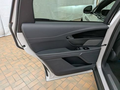 Certified 2024 Lincoln Nautilus Premier w/ Jet Appearance Package AWD/4WD image 22