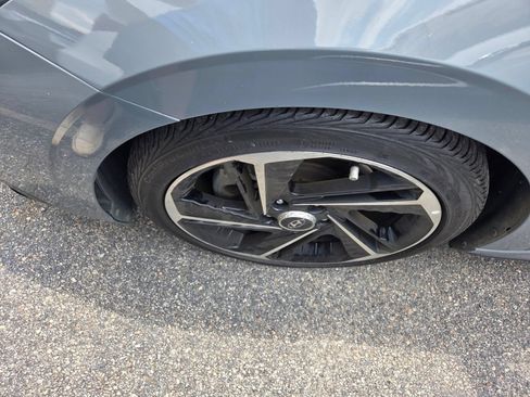 Used 2021 Hyundai Elantra N Line FWD image 4