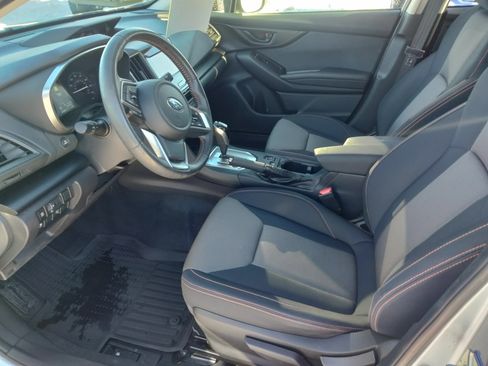 Used 2018 Subaru Crosstrek 2.0i Premium w/ Eyesight System image 9