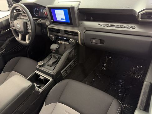 Used 2024 Toyota Tacoma TRD Sport w/ TRD Sport Upgrade Package RWD image 26