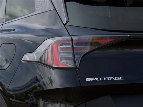 New 2027 Kia Sportage S FWD image 11