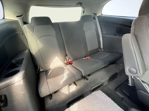 Used 2016 Chevrolet Traverse LT FWD image 28