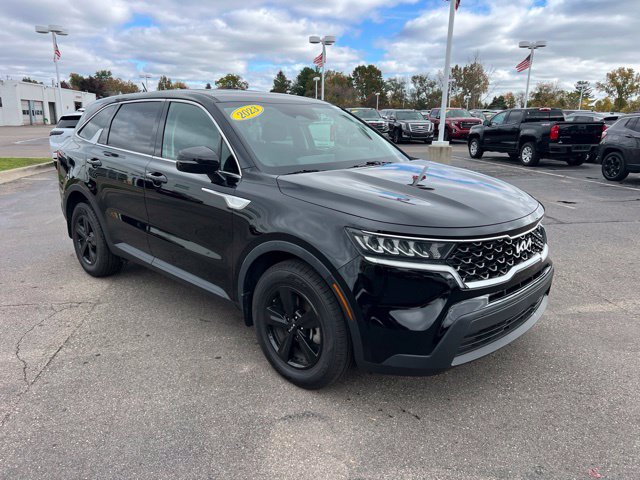 Used 2023 Kia Sorento LX FWD image 3