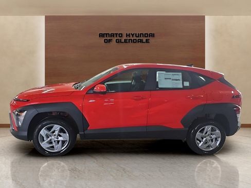 Used 2026 Hyundai Kona SE AWD/4WD image 3