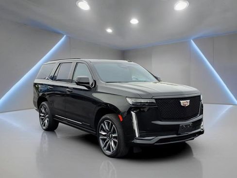 Used 2023 Cadillac Escalade Sport Platinum AWD/4WD image 1