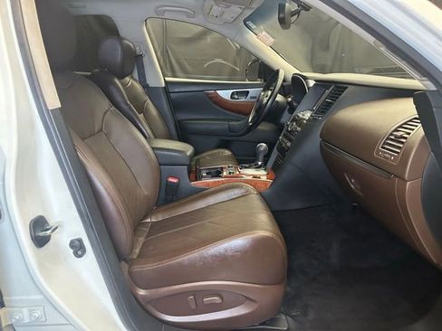 Used 2016 INFINITI QX70 AWD w/ Premium Package image 15