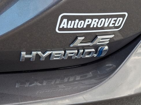 Used 2021 Toyota Camry LE FWD image 30