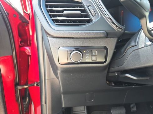 Used 2025 Ford Escape ST-Line AWD/4WD image 23