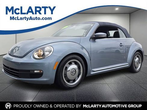 Used 2016 Volkswagen Beetle 1.8T Denim FWD image 1