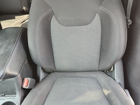 Used 2019 Jeep Cherokee Latitude w/ Popular Appearance Group image 14