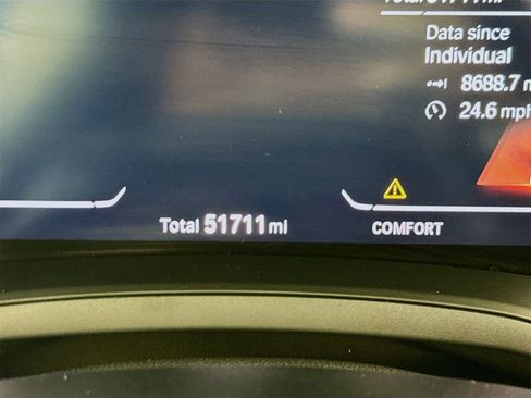 Used 2021 BMW 430i Convertible w/ Convenience Package image 13