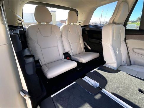 New 2026 Volvo XC90 T8 Ultra w/ Protection Package Premier image 28