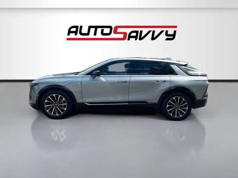 Used 2025 Cadillac Lyriq Sport w/ LPO, Floor Liner Package AWD/4WD image 4