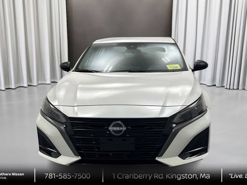 New 2026 Nissan Altima 2.5 SV FWD image 2