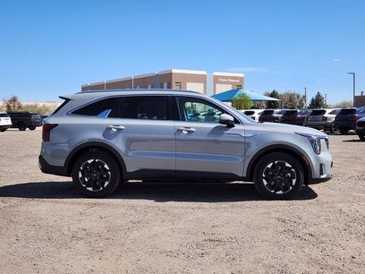 New 2026 Kia Sorento S w/ S Panoramic Sunroof Package